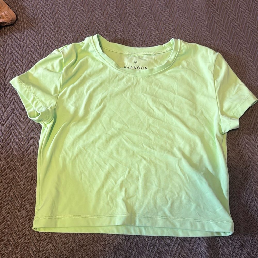 SIZE MEDIUM PARAGON CROP TOP